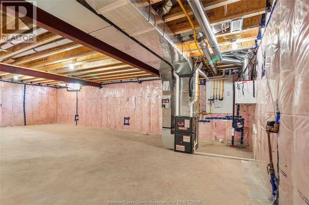 Photo 34 of 68 Belleview Drive, Cottam ON
