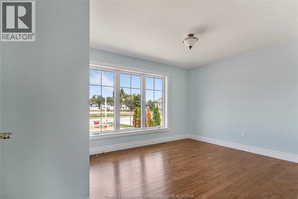 Photo 7 of 68 Belleview Drive, Cottam ON