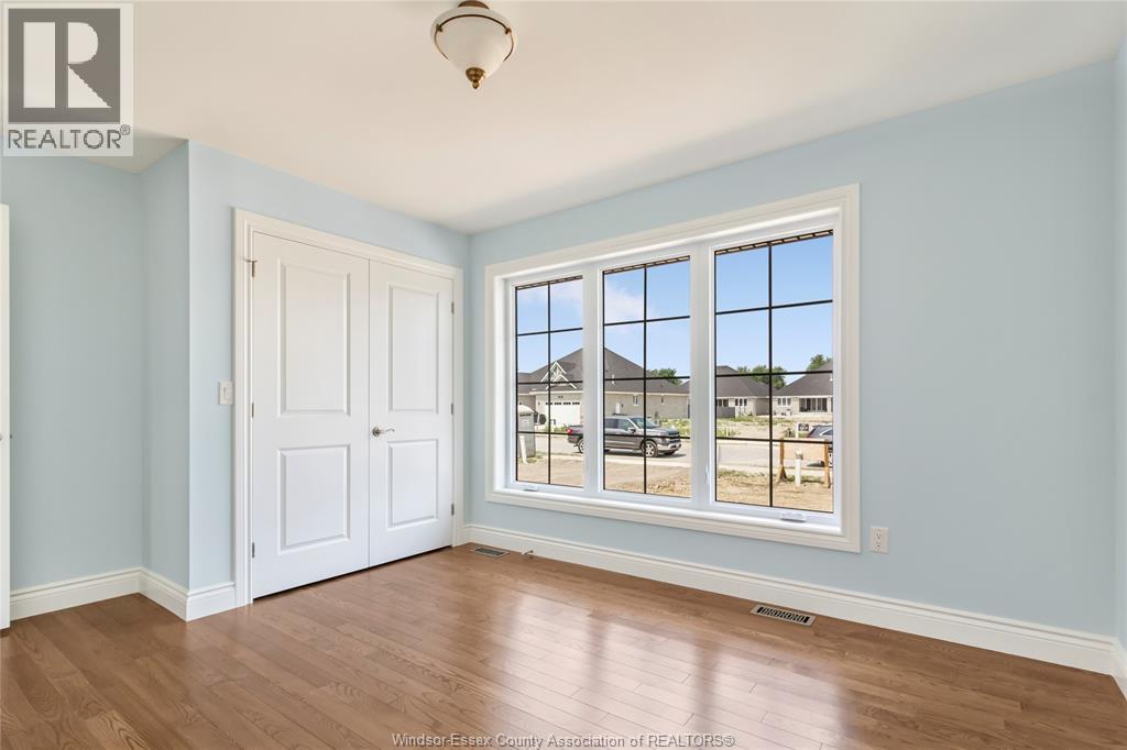 Photo 8 of 68 Belleview Drive, Cottam ON