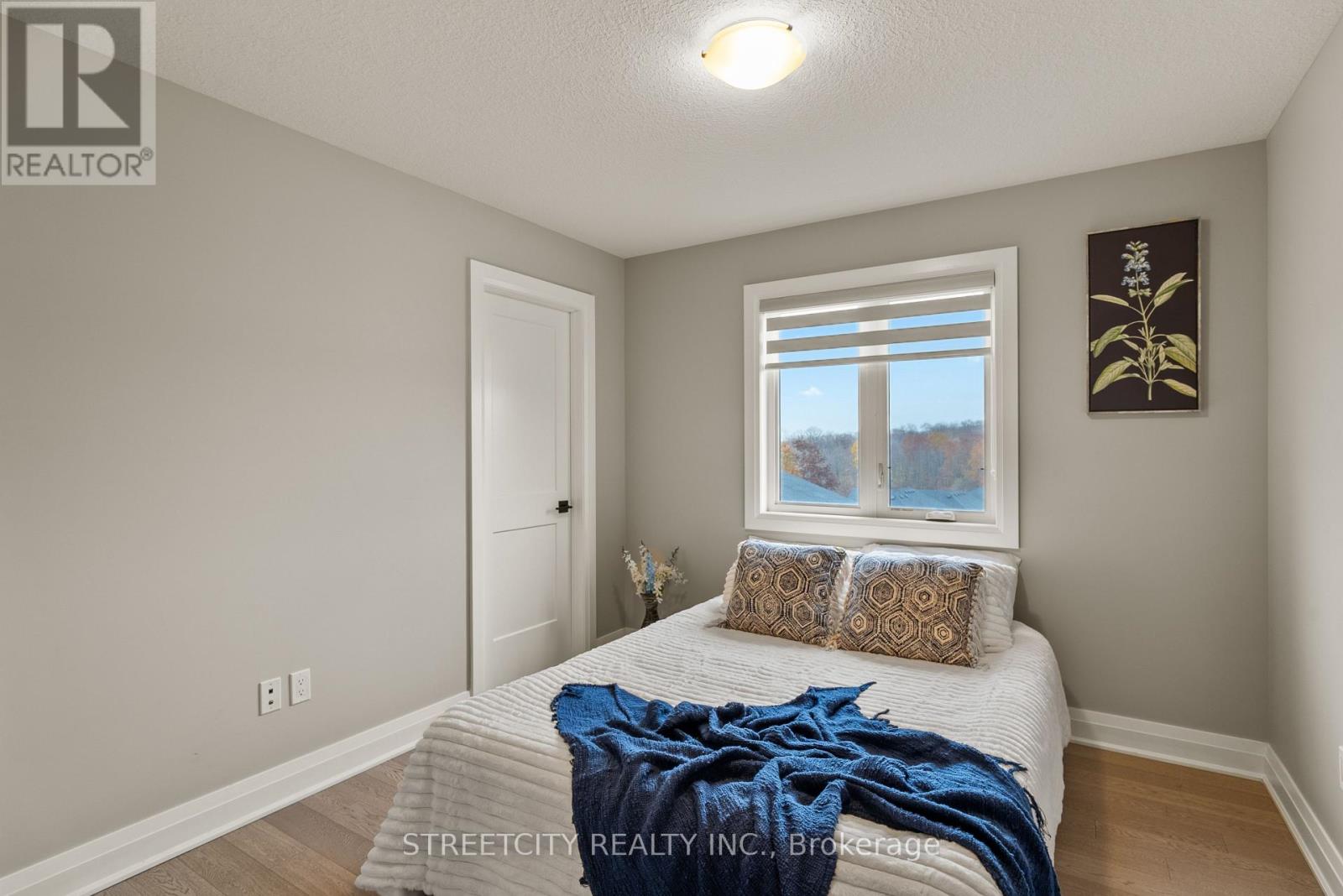 Photo 18 of 1135 Meadowlark Ridge, London South ON