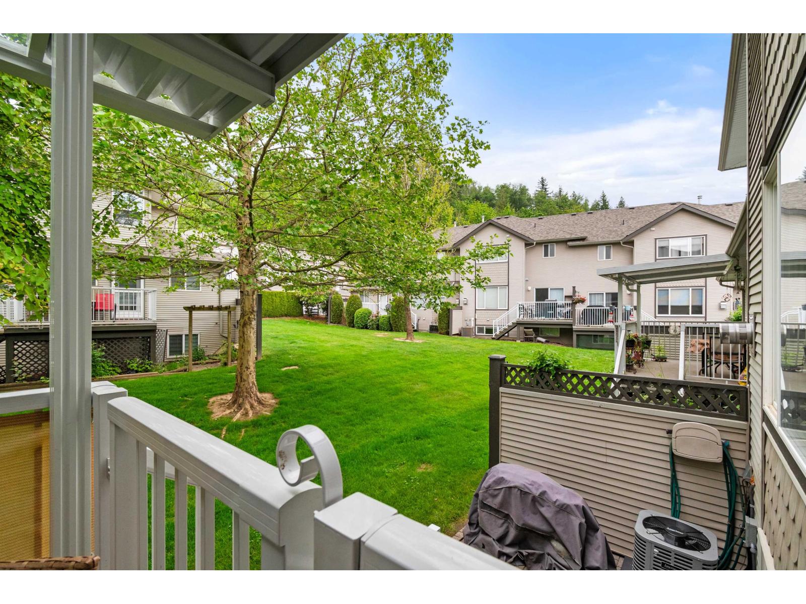 Photo 10 of 35 46360 Valleyview Road Promontory, Chilliwack BC