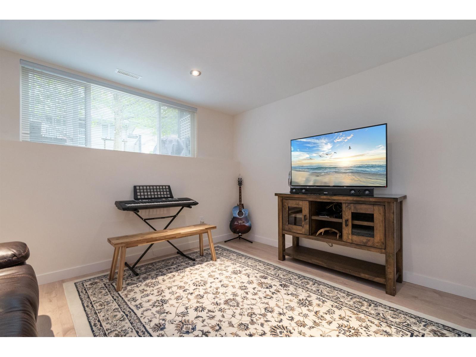 Photo 11 of 35 46360 Valleyview Road Promontory, Chilliwack BC