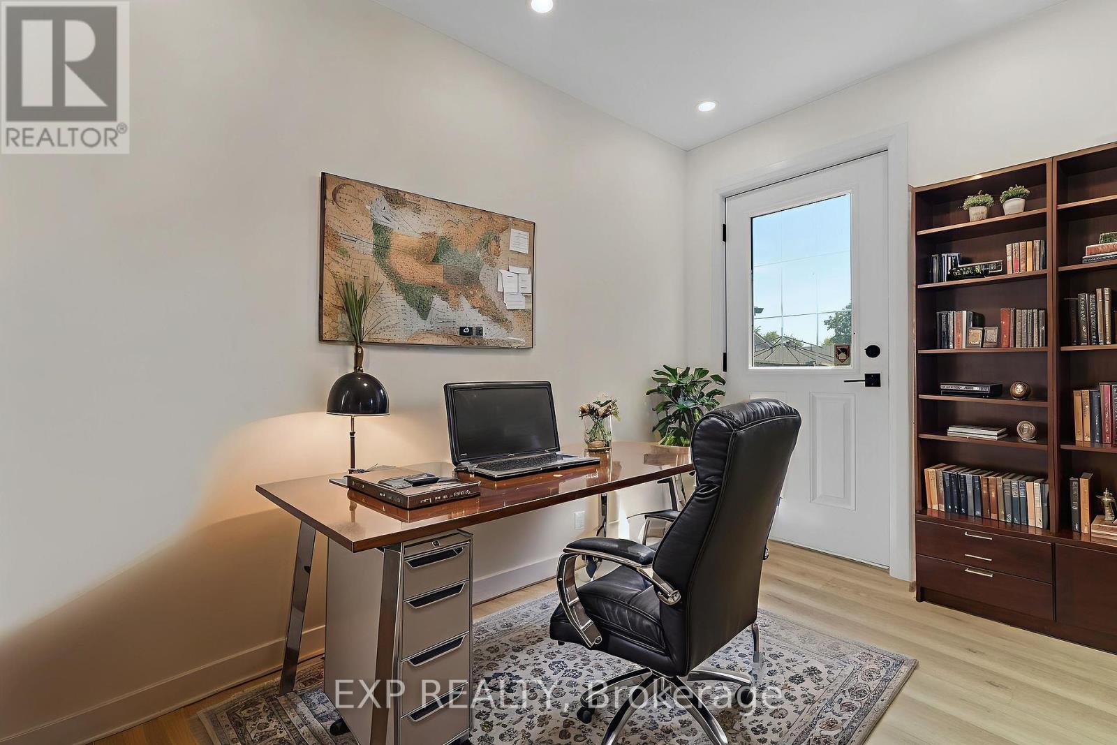 Photo 45 of 182 Beach Road, Hamilton ON