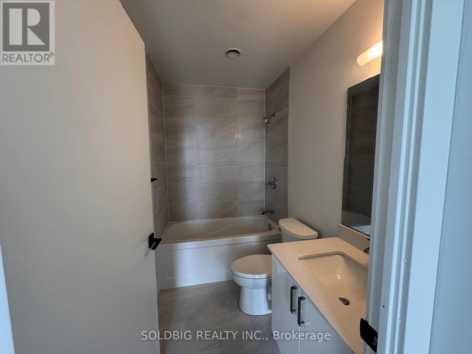 Photo 31 of 1117 2872 Barton Street E, Hamilton ON