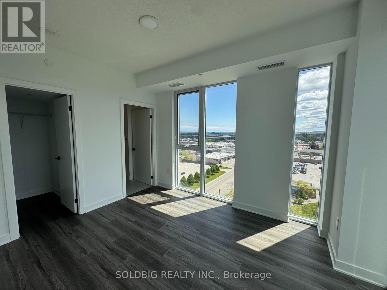 Photo 27 of 1117 2872 Barton Street E, Hamilton ON