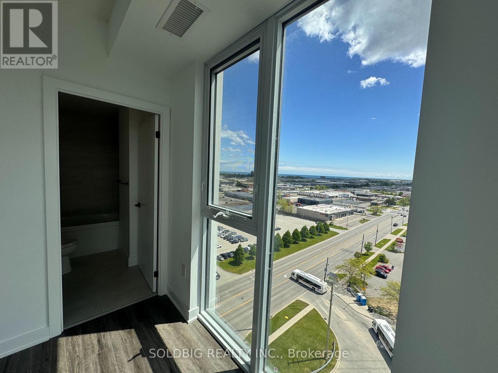 Photo 37 of 1117 2872 Barton Street E, Hamilton ON