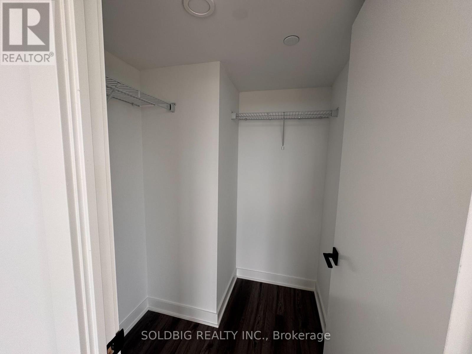 Photo 12 of 1117 2872 Barton Street E, Hamilton ON