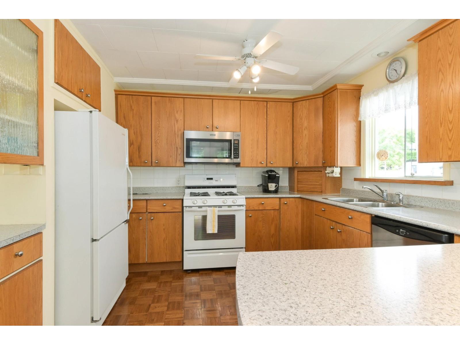 Photo 36 of 18066 59 Avenue, Surrey BC