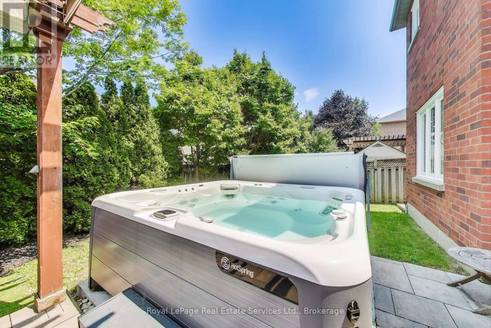 Photo 39 of 2253 Glenfield Road, Oakville ON