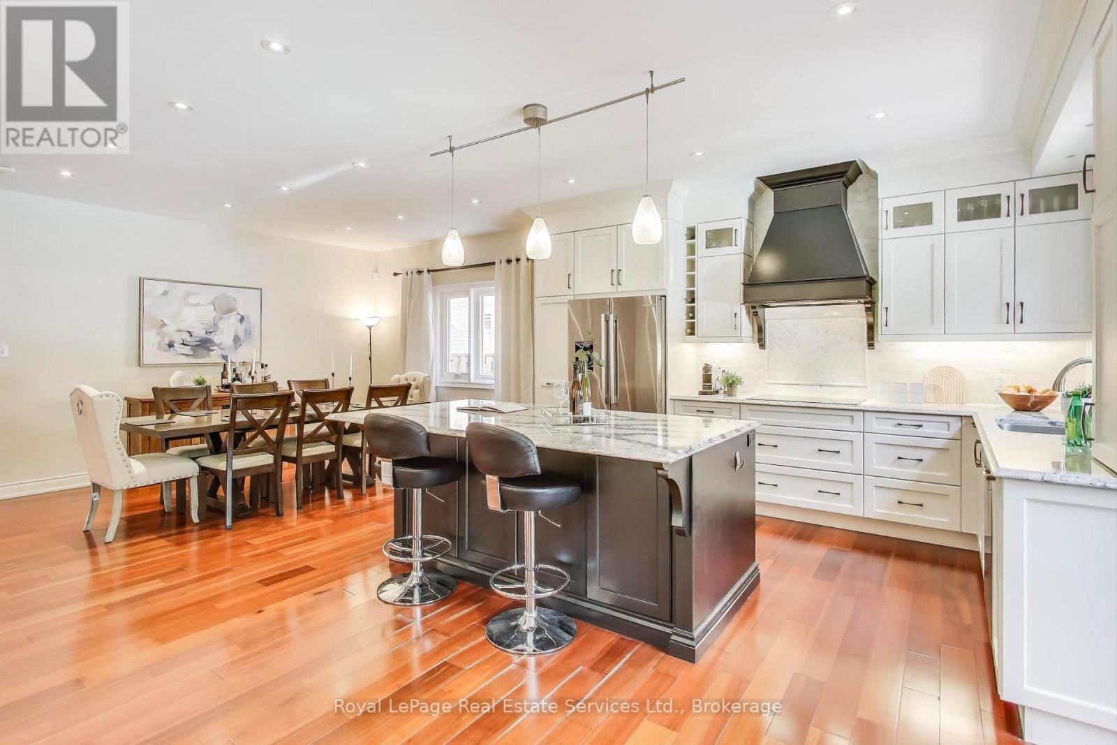 Photo 7 of 2253 Glenfield Road, Oakville ON