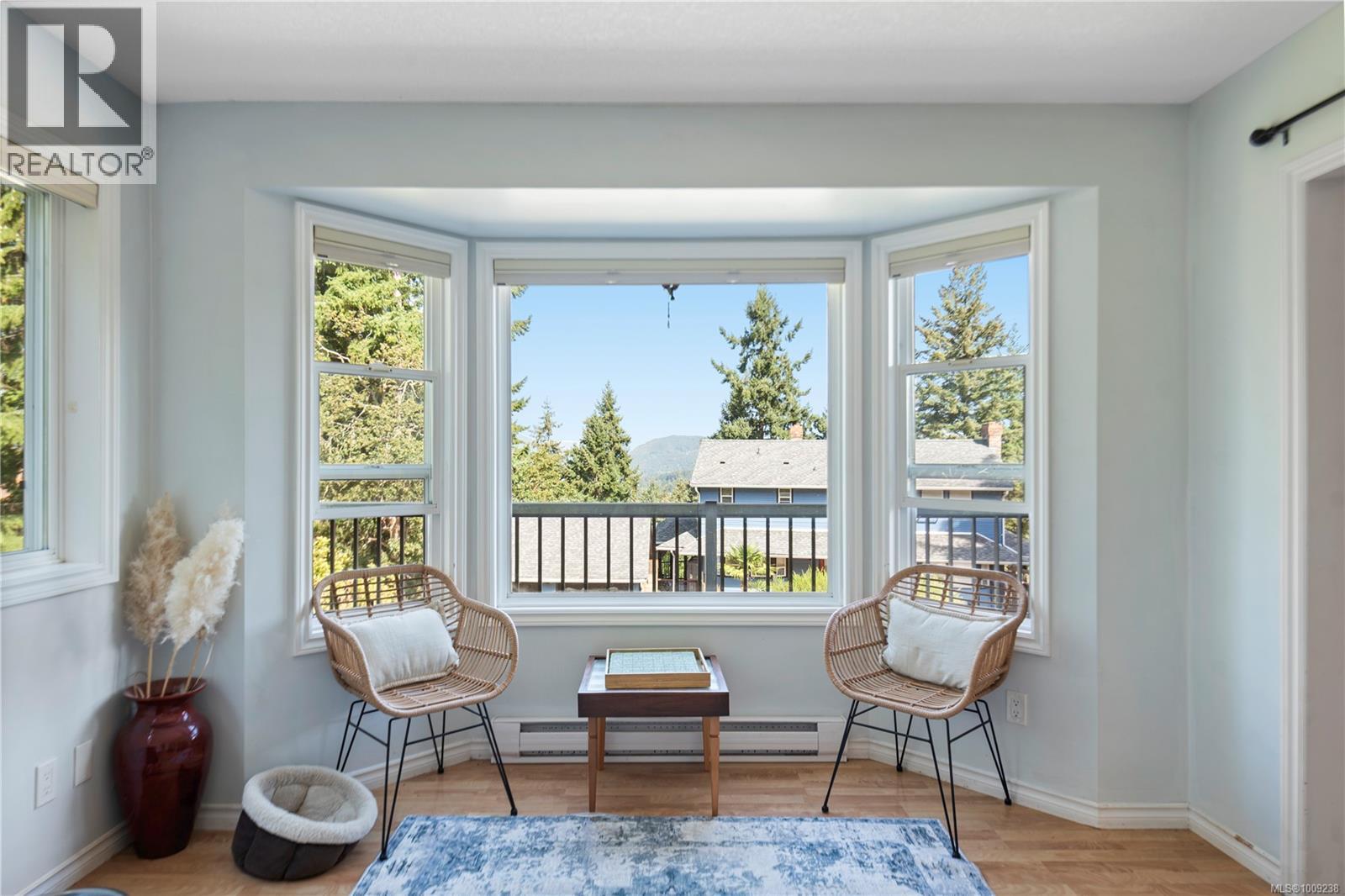 Photo 10 of 1436 Belcarra Rd, Duncan BC