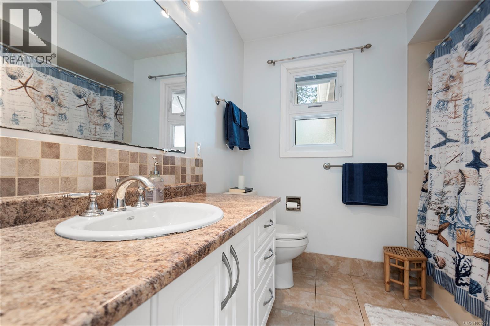 Photo 13 of 1436 Belcarra Rd, Duncan BC