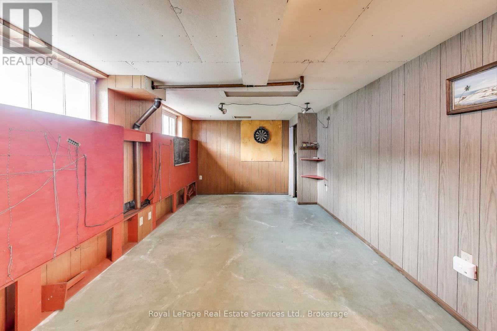 Photo 16 of 25 Sandringham Avenue, Hamilton ON
