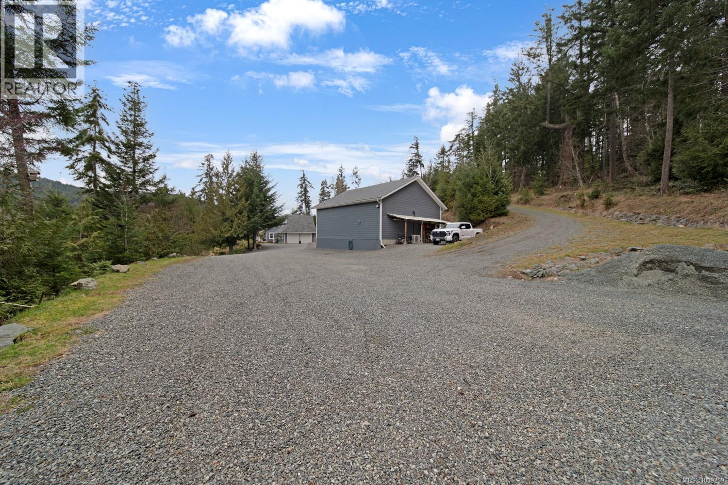Photo 16 of 1591 Escarpment Way, Duncan BC