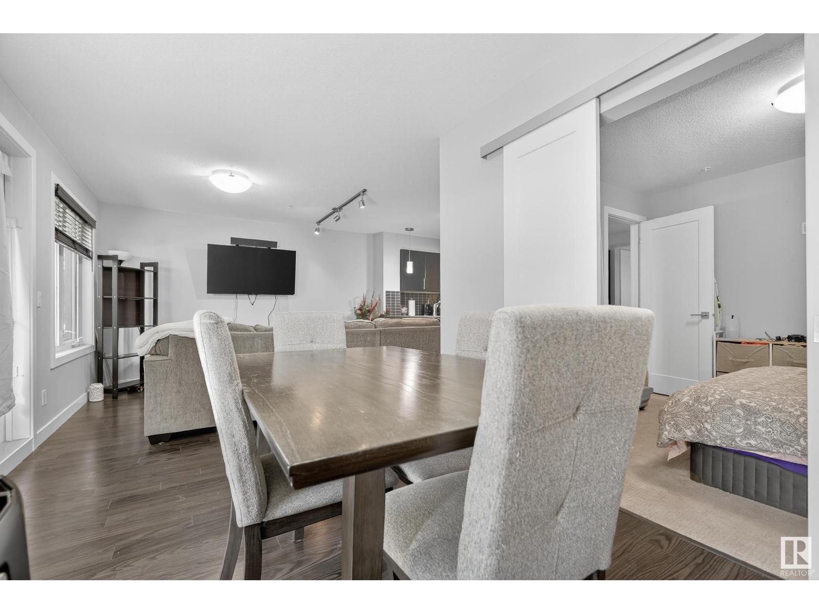 Photo 3 of 107 1031 173 St Sw, Edmonton AB