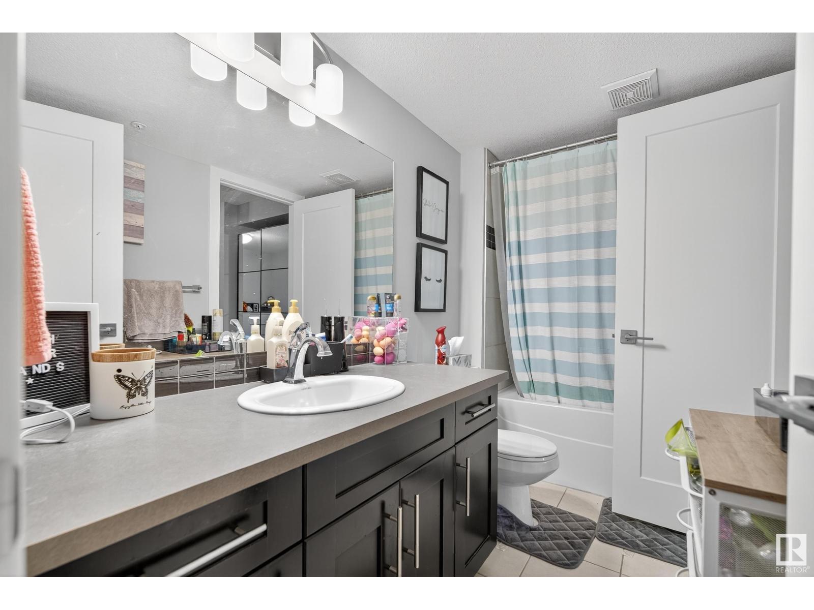 Photo 11 of 107 1031 173 St Sw, Edmonton AB