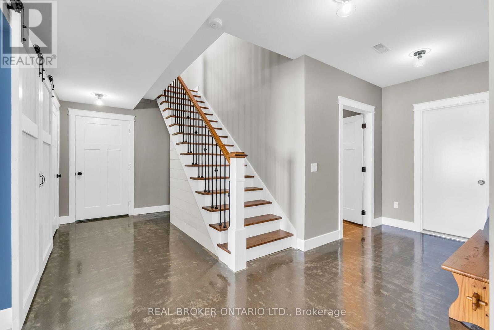 Photo 18 of 706249 County Road 21, Mulmur ON