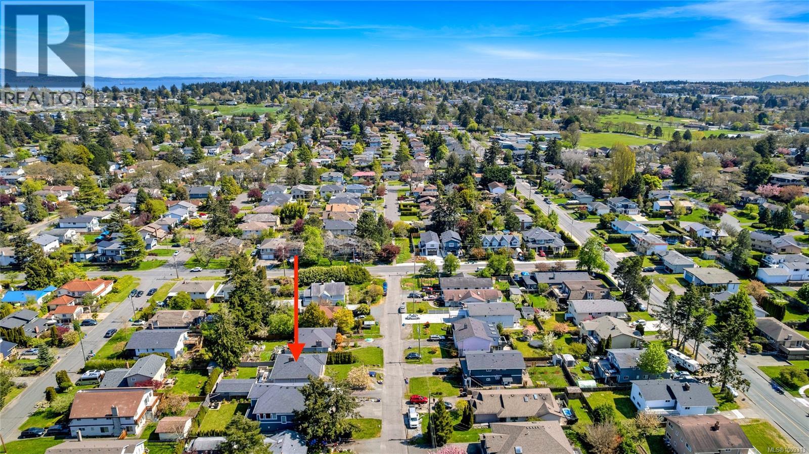 Photo 30 of 1576 Prairie St, Saanich BC