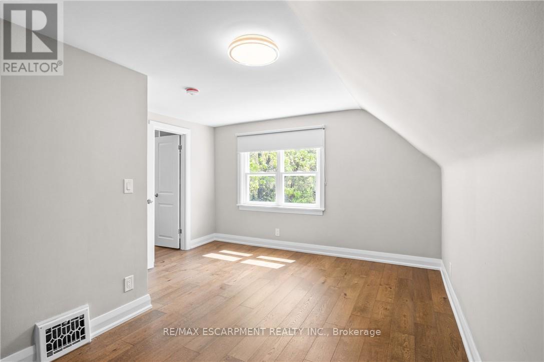 Photo 20 of A 723 Hager Avenue, Burlington ON