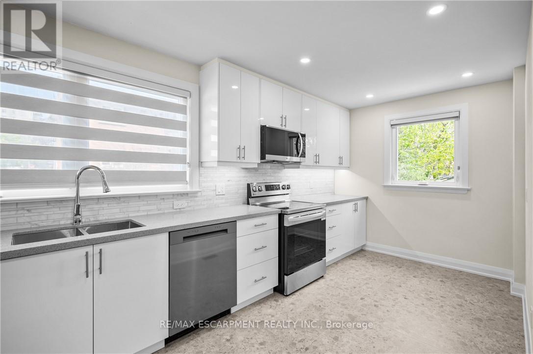Photo 7 of A 723 Hager Avenue, Burlington ON