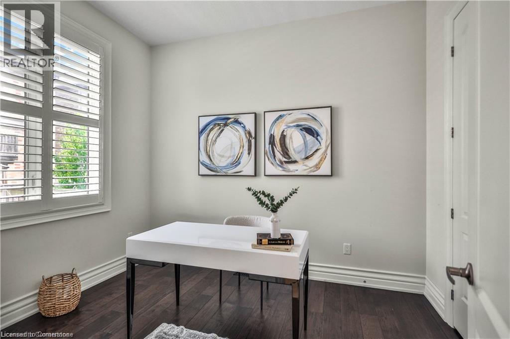 Photo 18 of 220 Moorland Crescent, Ancaster ON