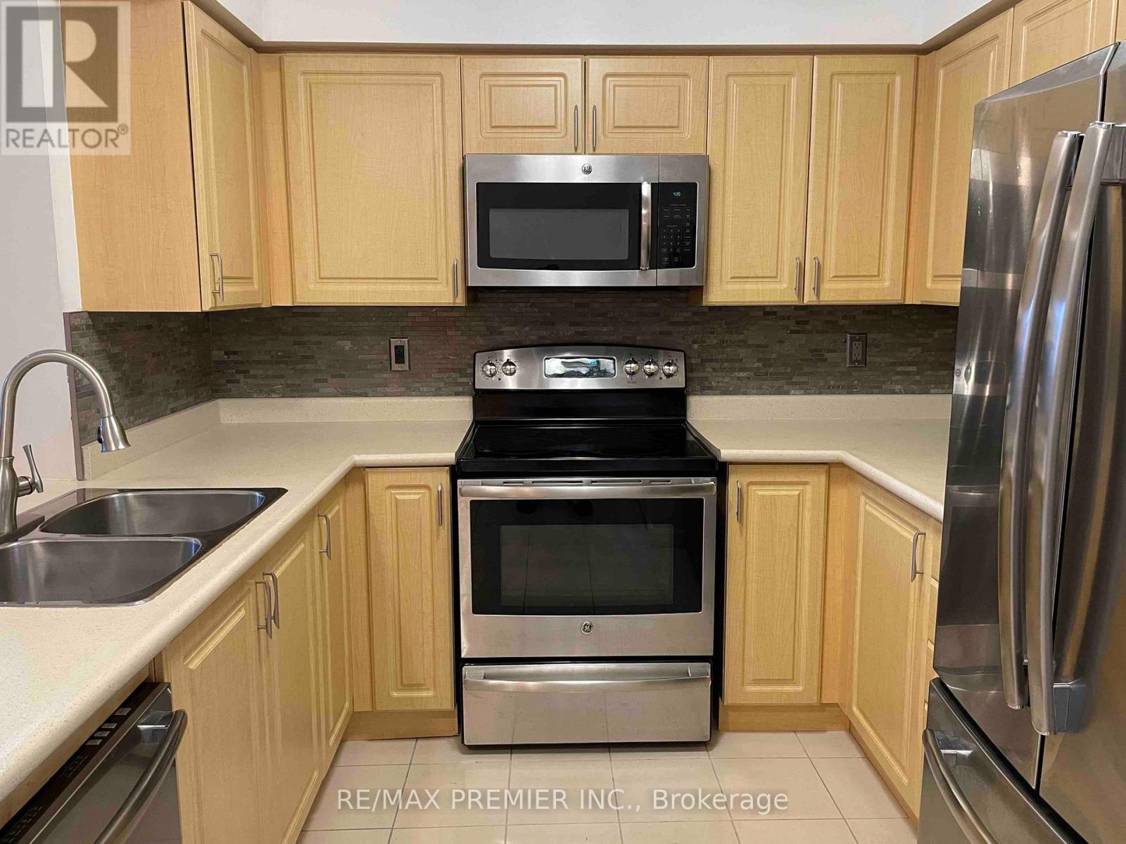 Photo 6 of 2915 4978 Yonge Street, Toronto ON