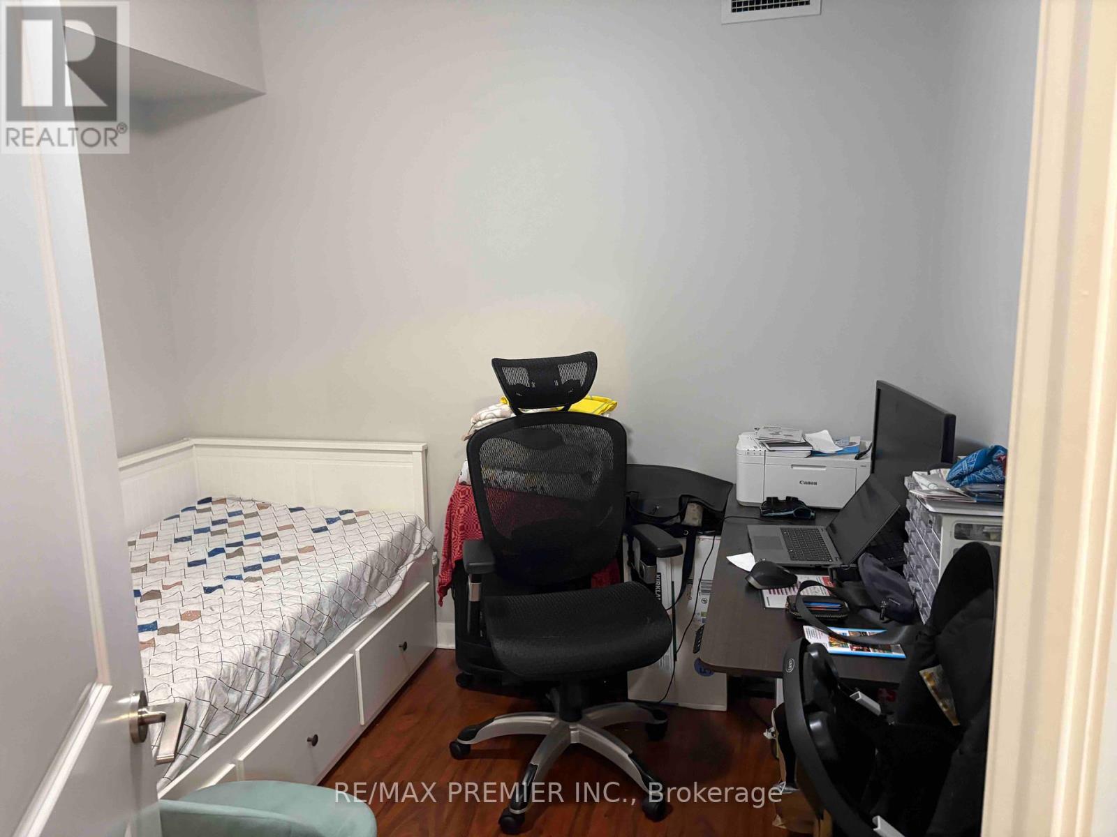 Photo 10 of 2915 4978 Yonge Street, Toronto ON