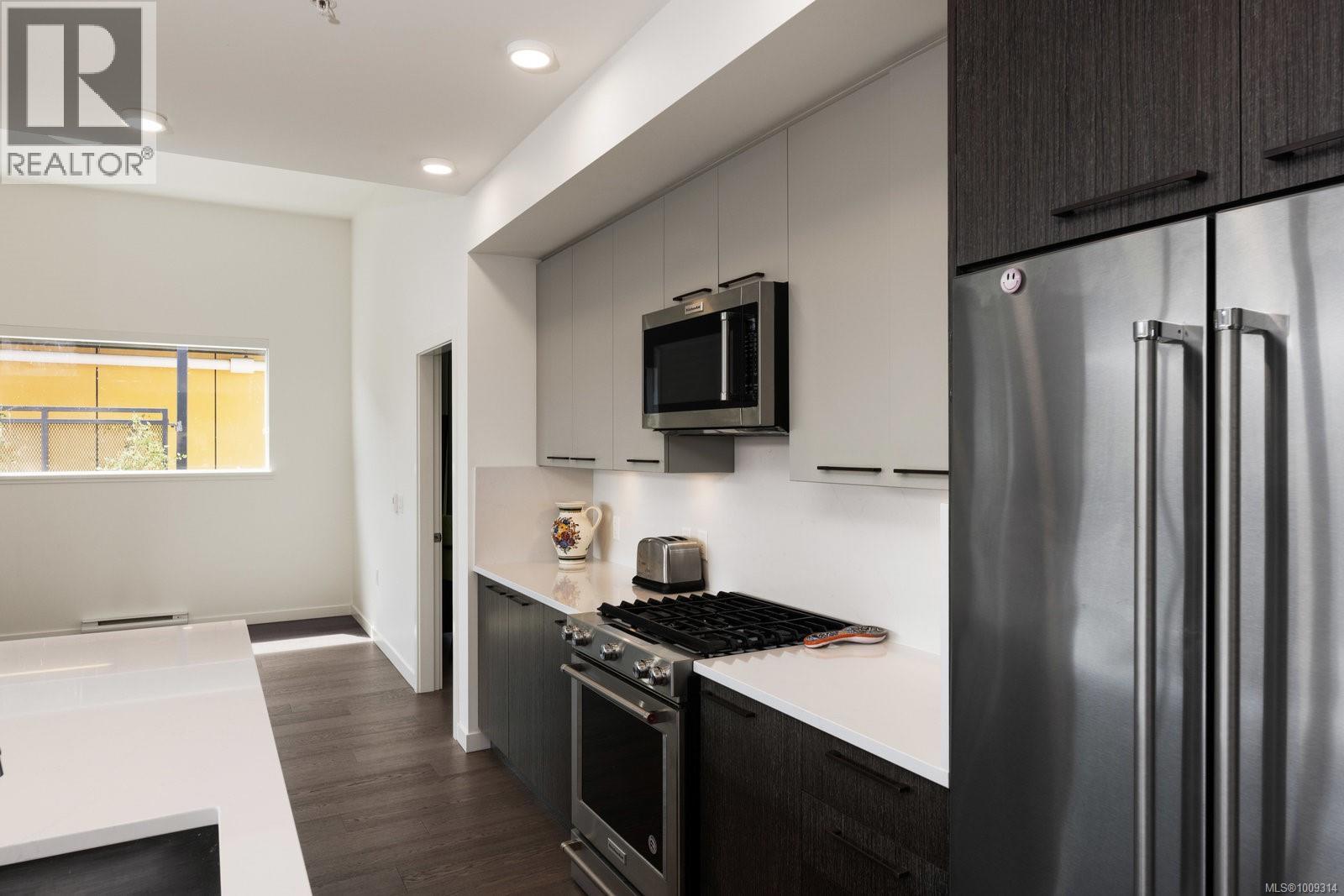 502 9775 Fourth Street, Sidney