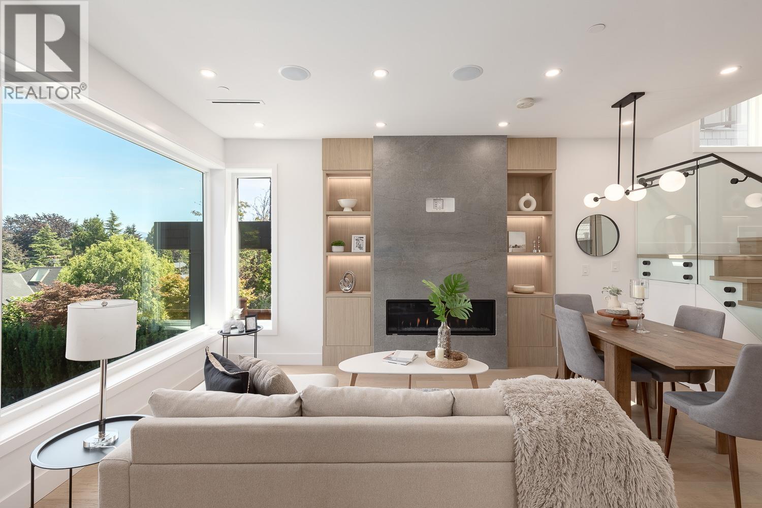 Photo 4 of 1 3536 W 14th Avenue, Vancouver BC
