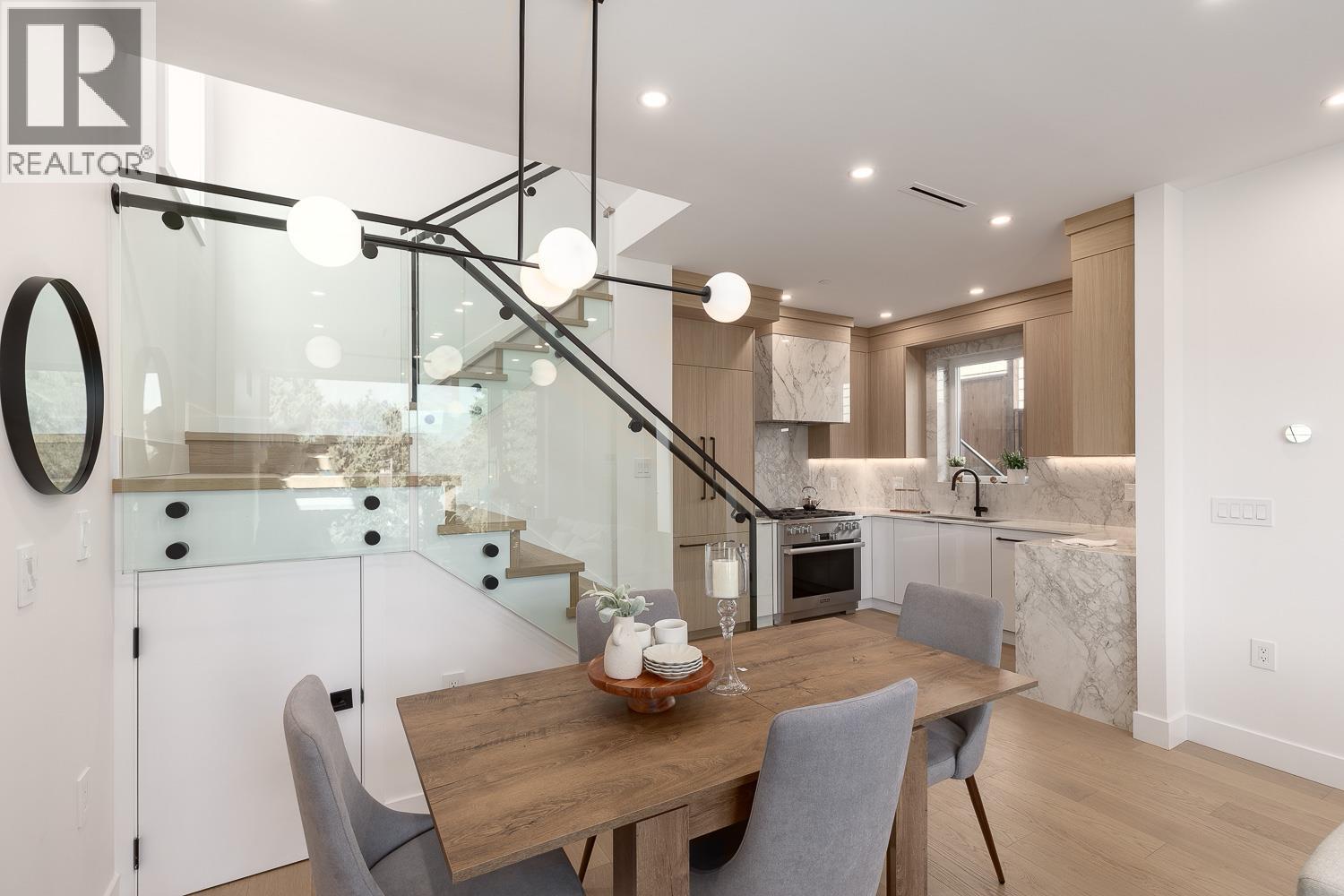 Photo 7 of 1 3536 W 14th Avenue, Vancouver BC