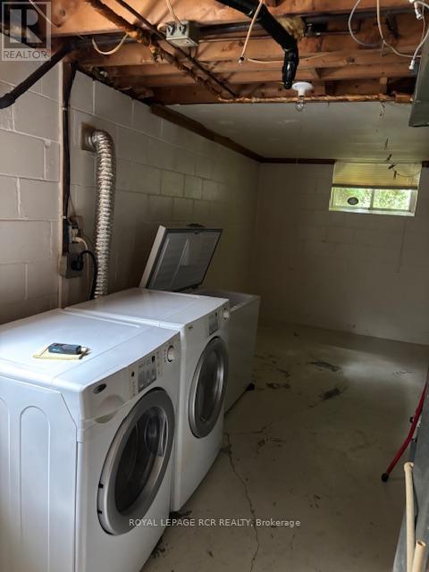 Photo 12 of 48 Seaton Place Drive, Hamilton ON