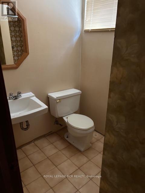Photo 16 of 48 Seaton Place Drive, Hamilton ON