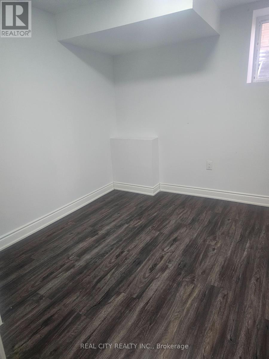 Photo 26 of 132 Sunset Way, Thorold ON