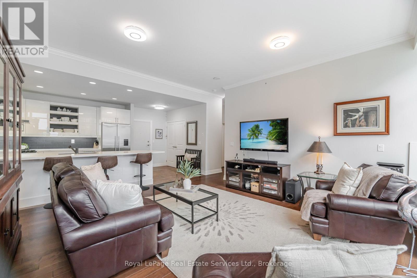 Photo 22 of 303 360 Pearl Street, Burlington ON