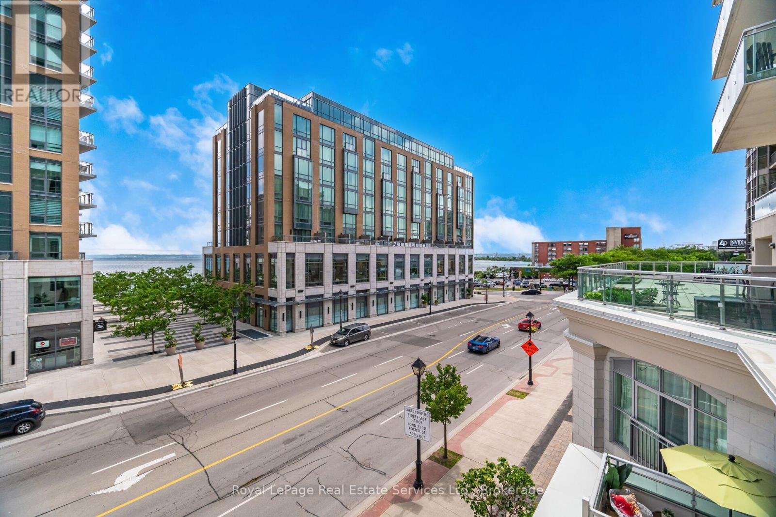 Photo 12 of 303 360 Pearl Street, Burlington ON