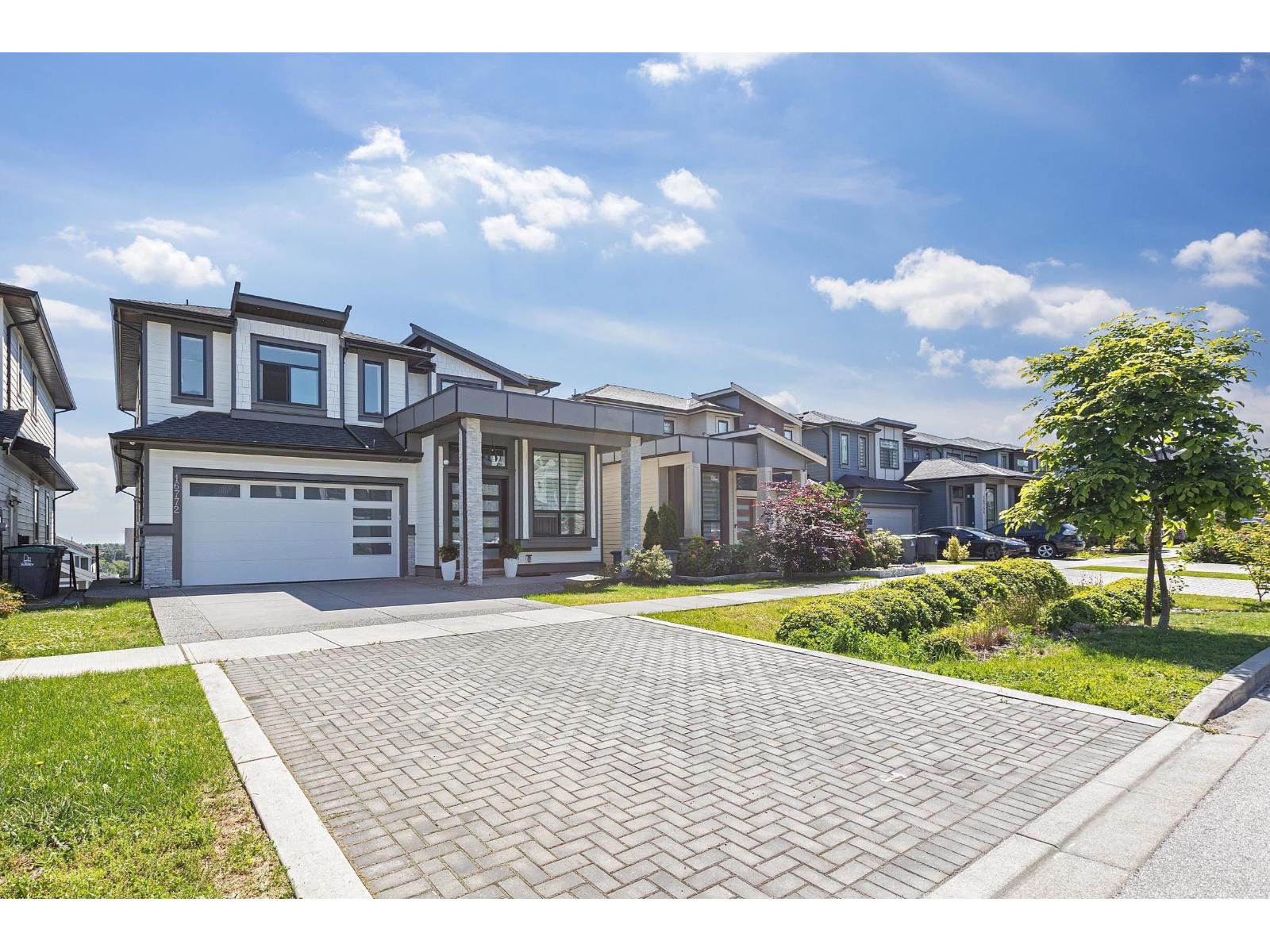 Photo 2 of 16772 16 A Avenue, Surrey BC