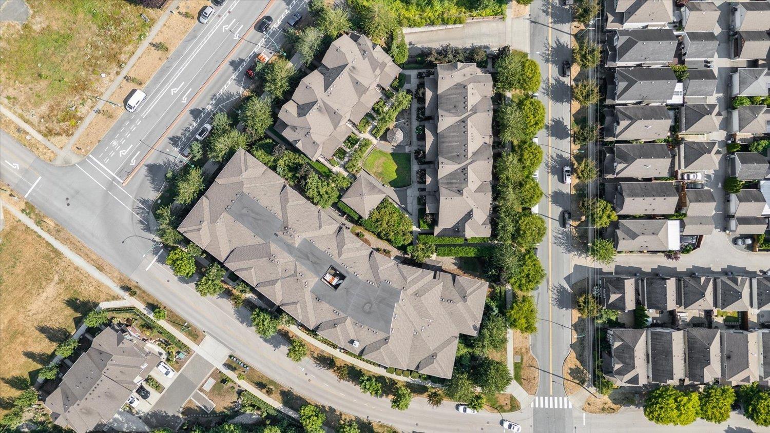 Photo 34 of 202 19201 66 A Avenue, Surrey BC