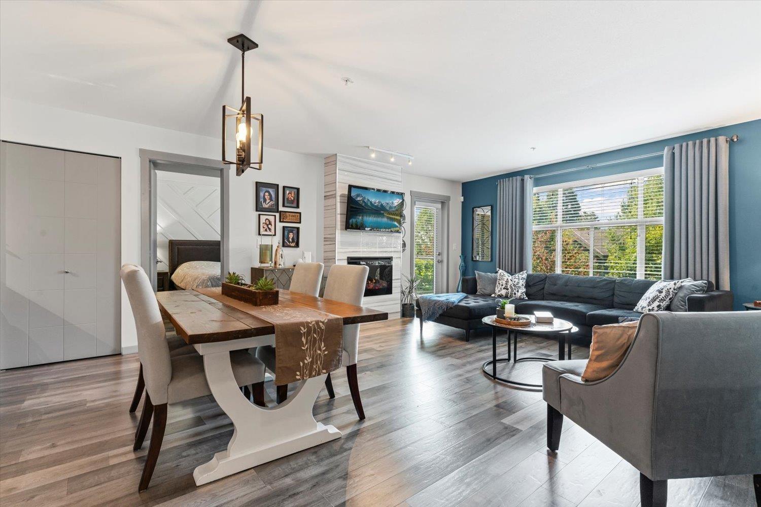 Photo 9 of 202 19201 66 A Avenue, Surrey BC