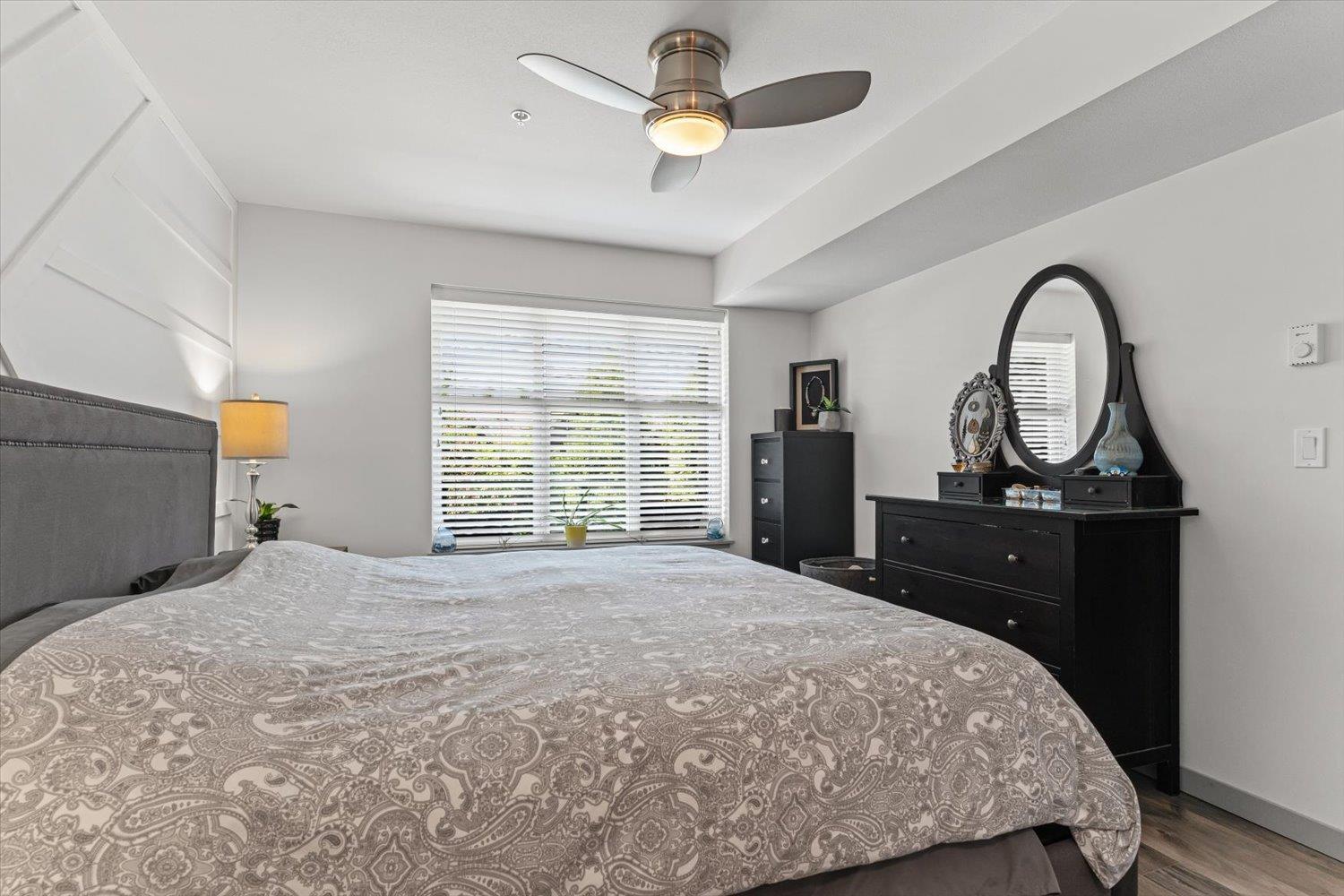 Photo 15 of 202 19201 66 A Avenue, Surrey BC