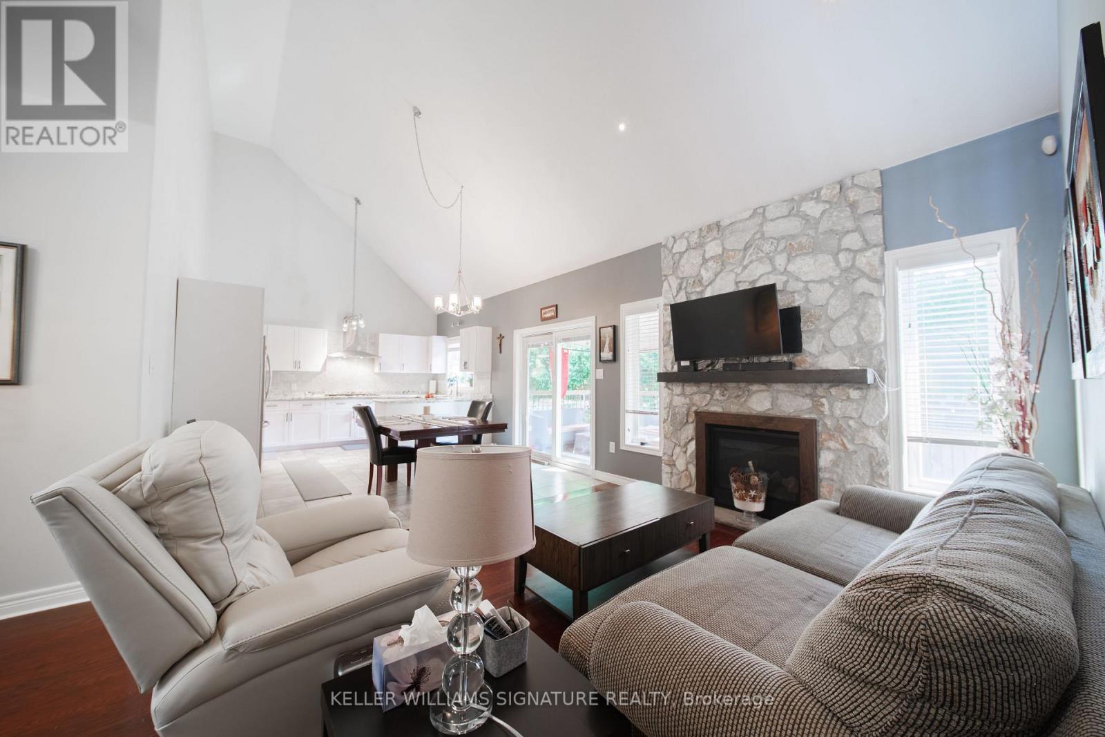 Photo 22 of 17 31 Book Road, Grimsby ON