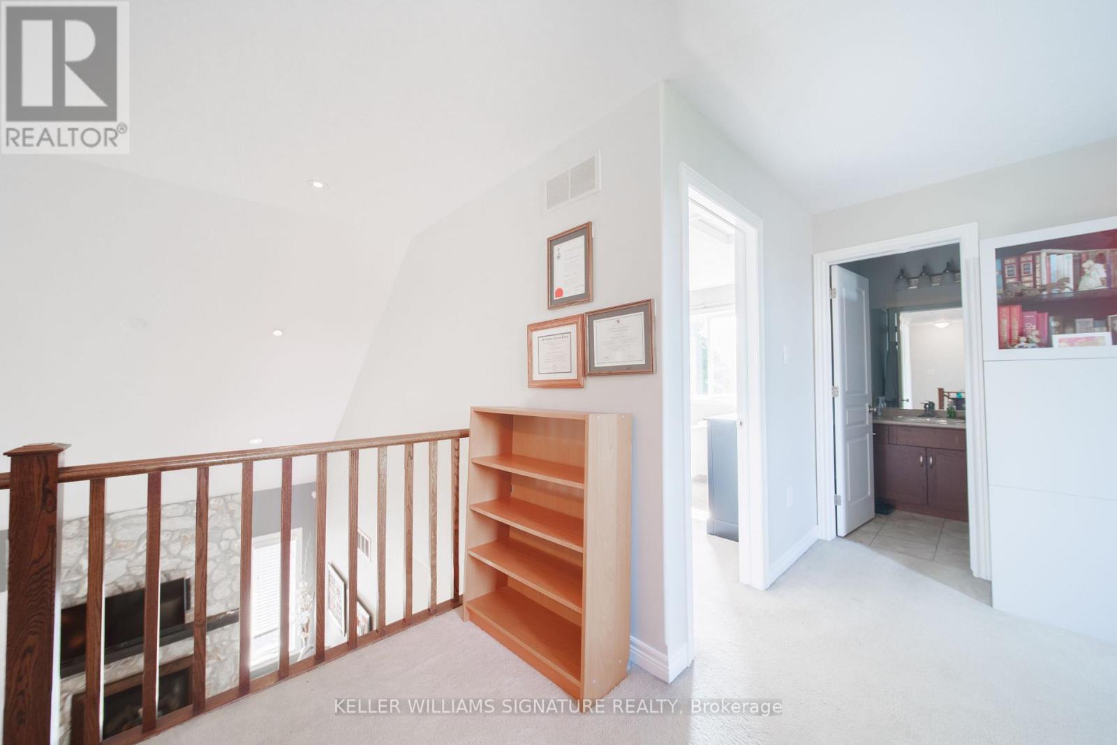 Photo 48 of 17 31 Book Road, Grimsby ON