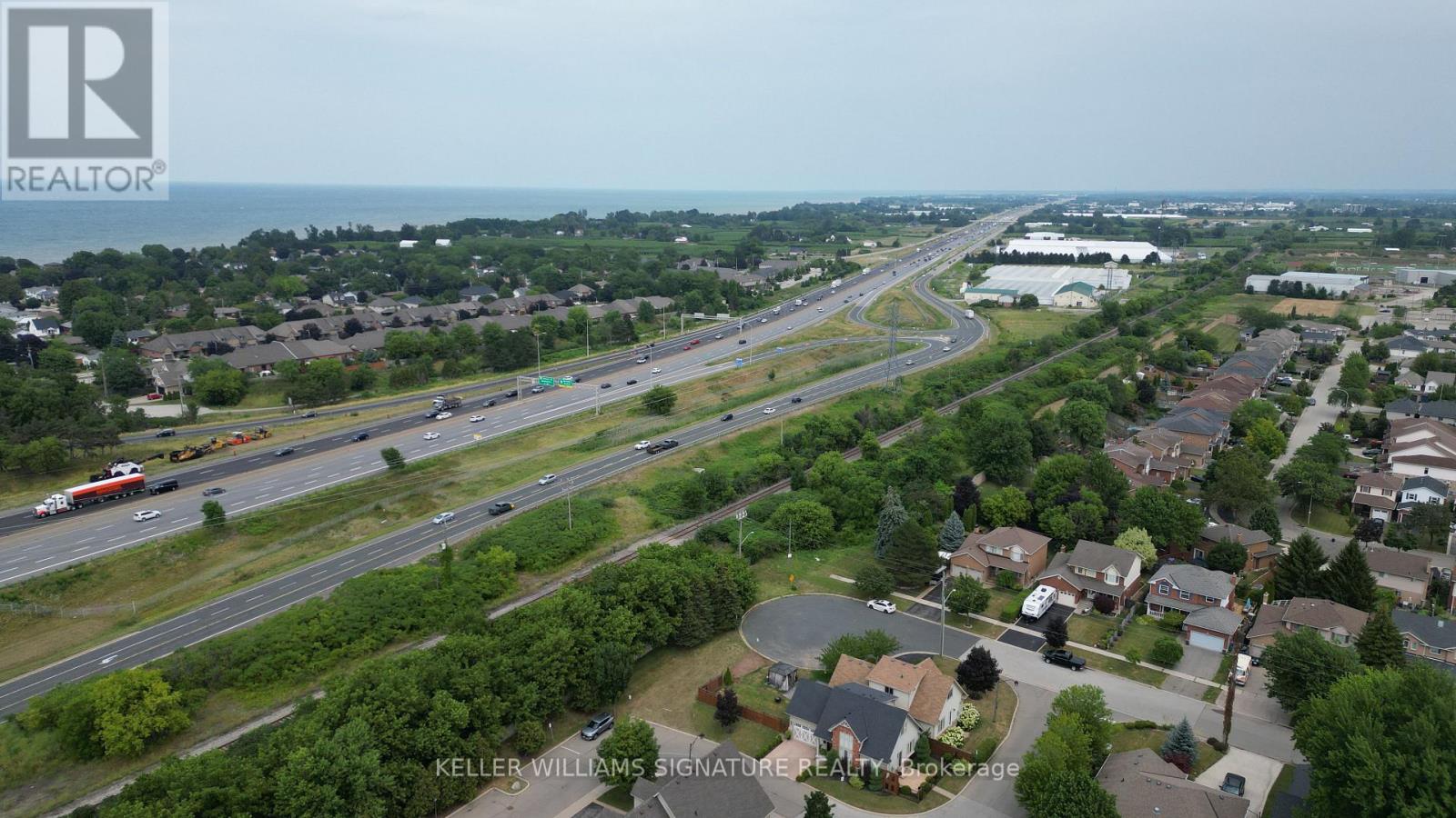 Photo 36 of 17 31 Book Road, Grimsby ON