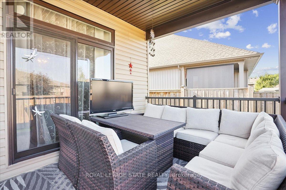 Photo 19 of 4188 Village Creek Drive, Fort Erie ON