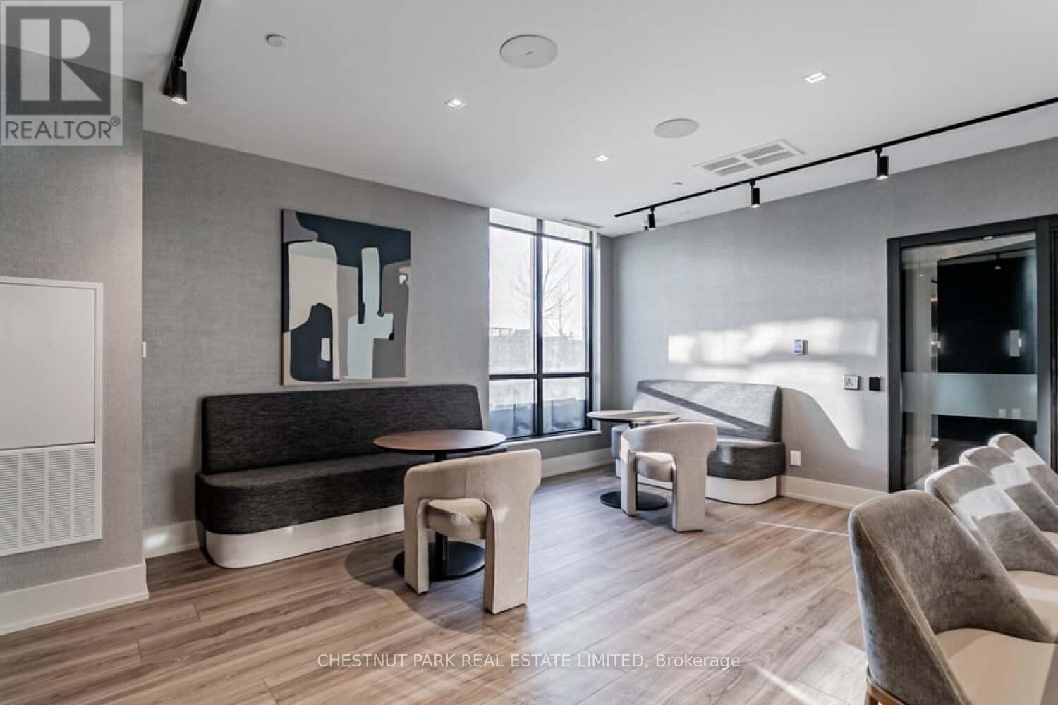Photo 3 of 614 286 Main Street, Toronto ON
