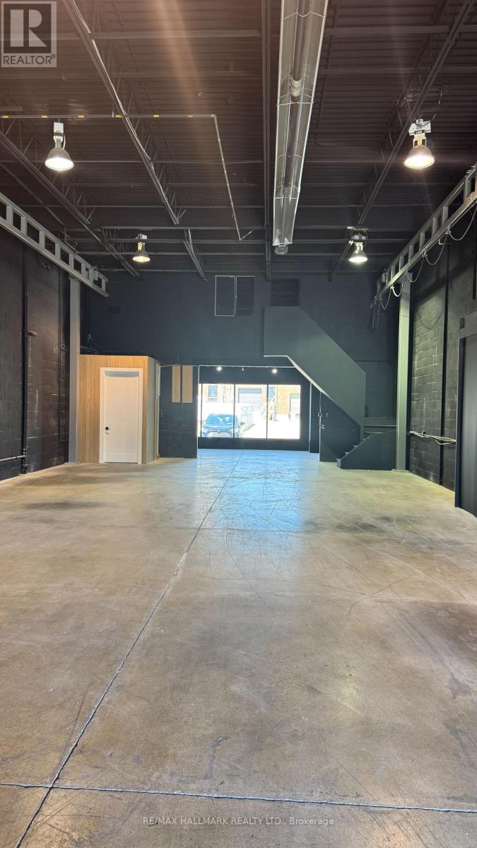 Photo 11 of 9 176 Creditstone Road, Vaughan ON