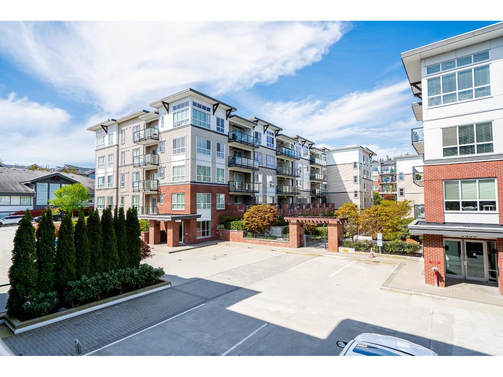 Photo 29 of 214 19567 64 Avenue, Surrey BC
