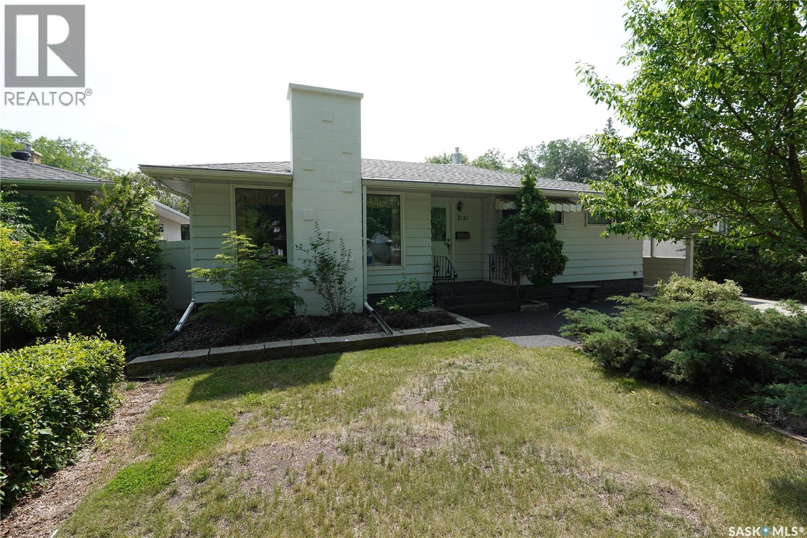Photo 5 of 3121 Grant Road, Regina SK