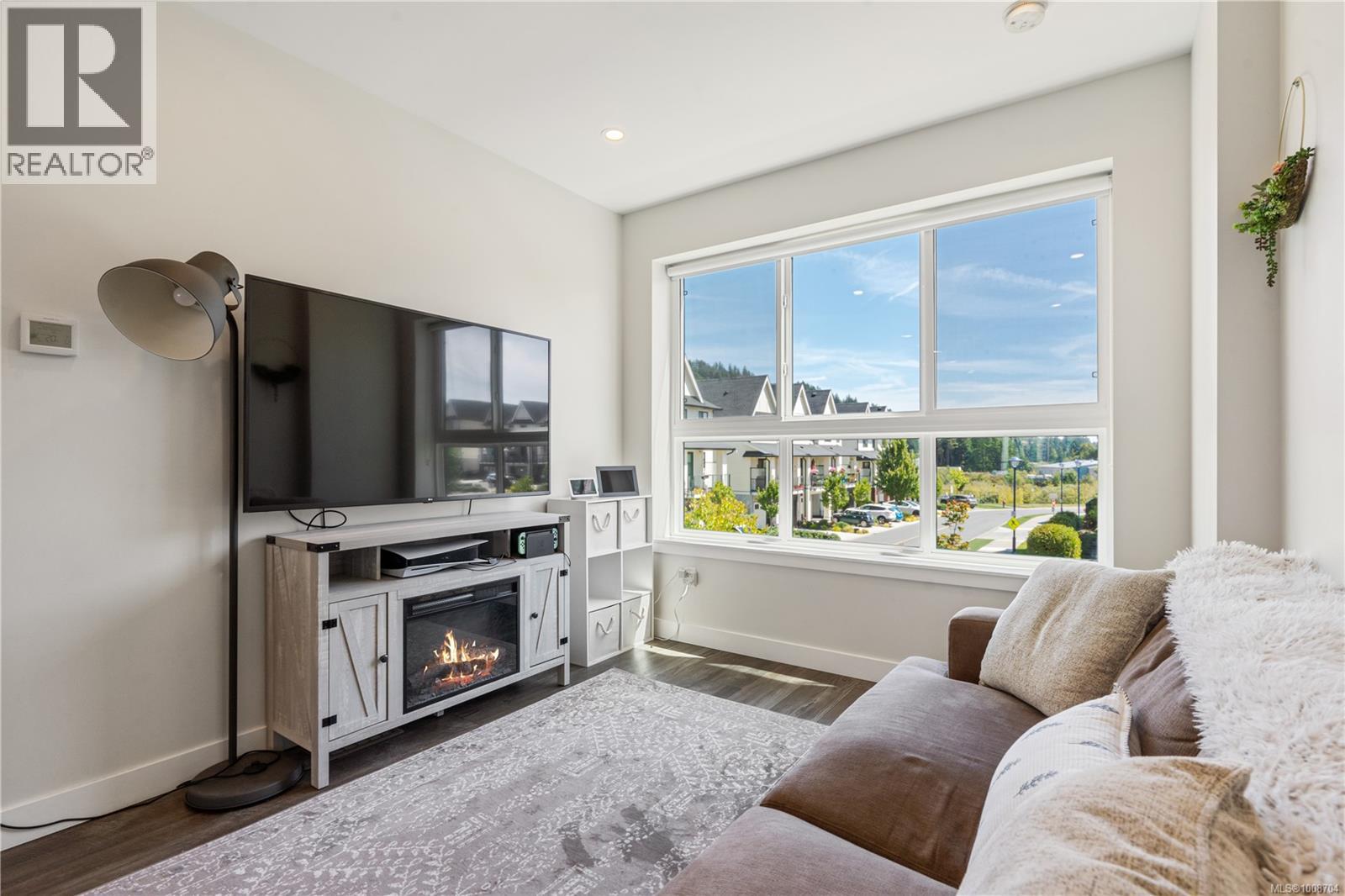 Photo 12 of 1023 Boxcar Close, Langford BC