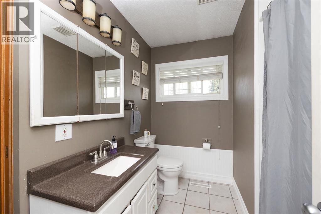 33 Fitzgerald Avenue, Fort McMurray
