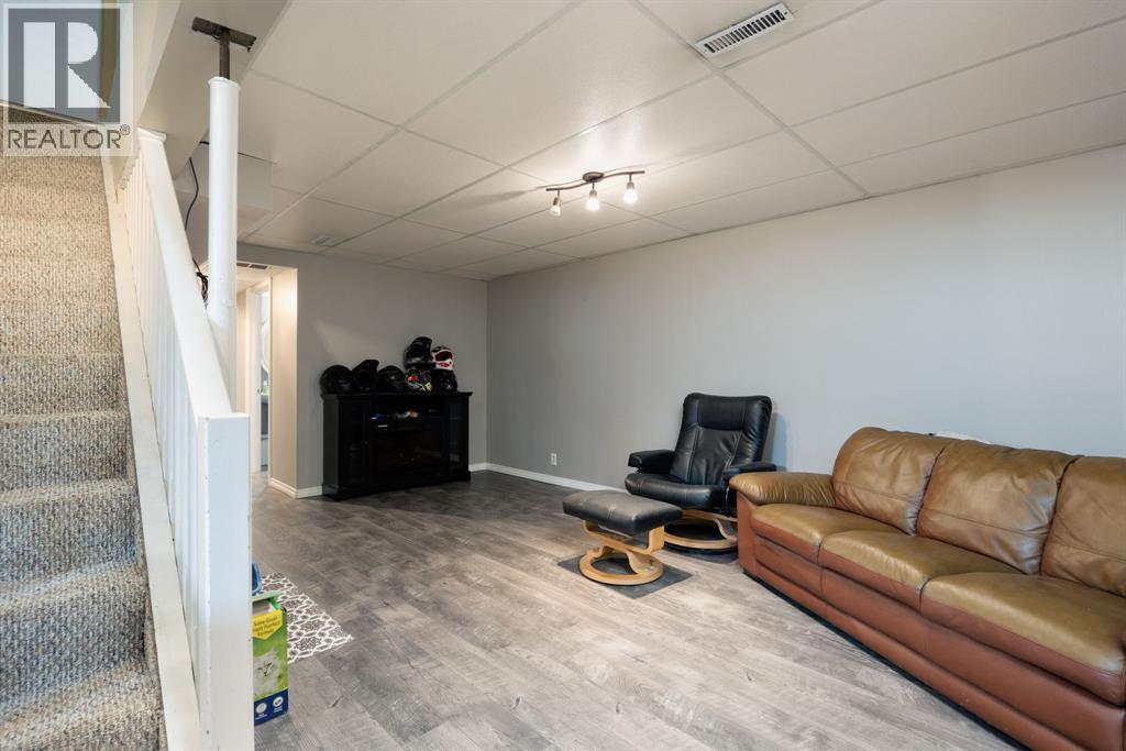 33 Fitzgerald Avenue, Fort McMurray